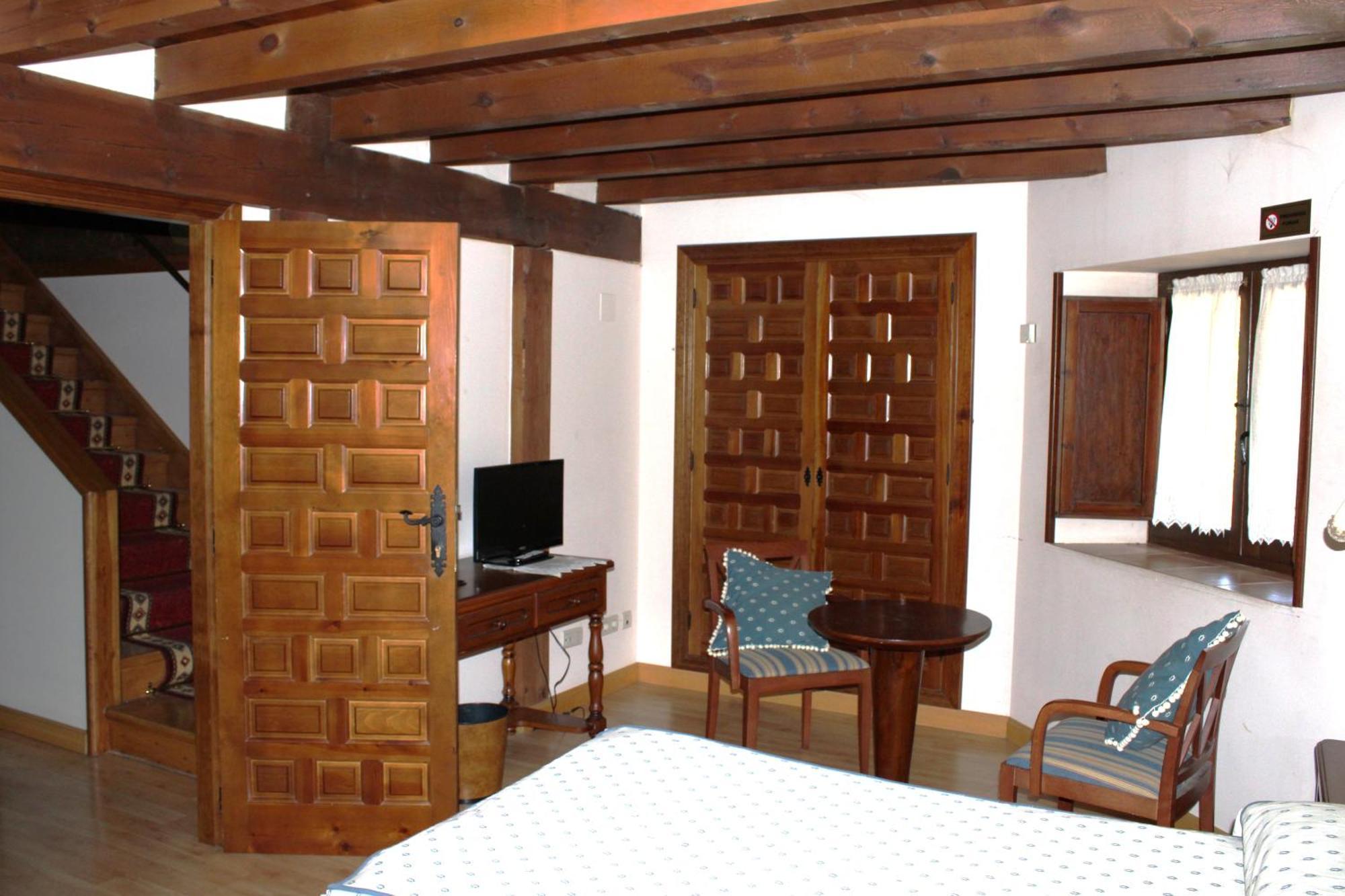 Hotel La Posada De Numancia Garray Extérieur photo